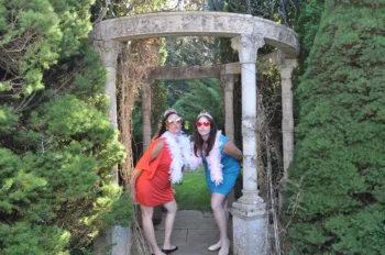 Wedding Photos: Fun Style wedding booth photos