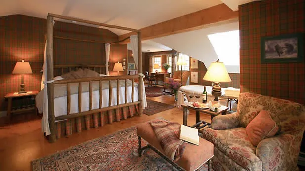 Windham Hill Inn: The Perfect Weekend Getaway in Vermont Meadowlook_Windham Hill Inn