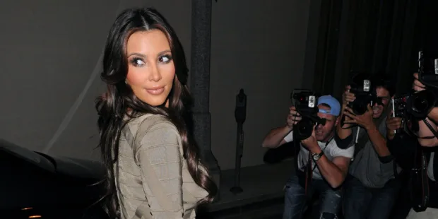 How Do Celebrities Really Affect Us? Celebrity Sightings