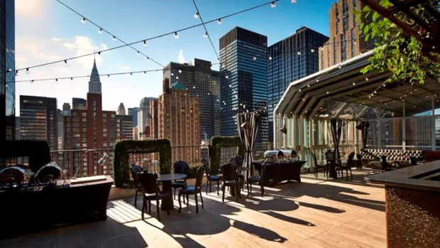 The 10 Best Rooftop Bars in NYC Upstairs at the Kimberly - ROOFTOP