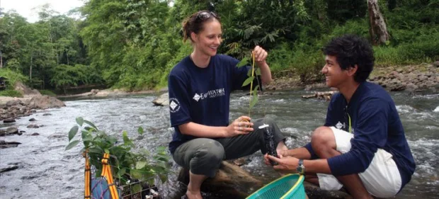 Volunteer Travel Programs