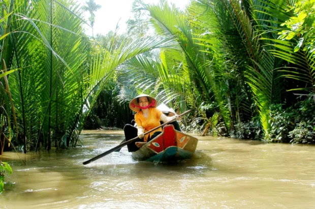 10 Ways to Weave Impact Into Your Vacation Eco conscious ethical tourism tips