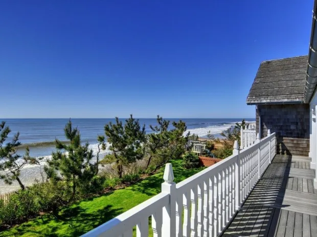 The quintessential Hamptons view
