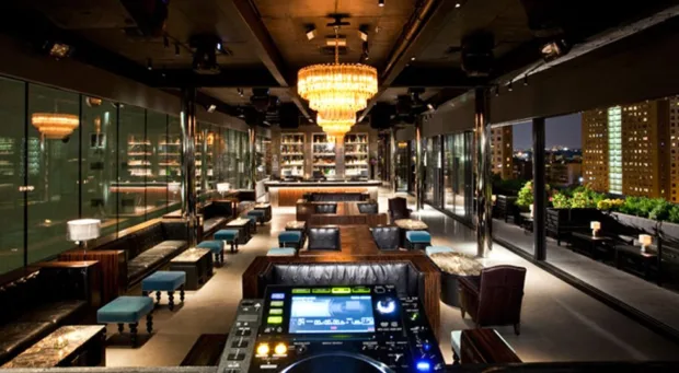 The 10 Best Rooftop Bars in NYC phd-rooftop-club-nyc