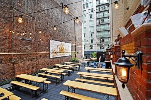 The 6 Best Brunch Spots in NYC tavern 29