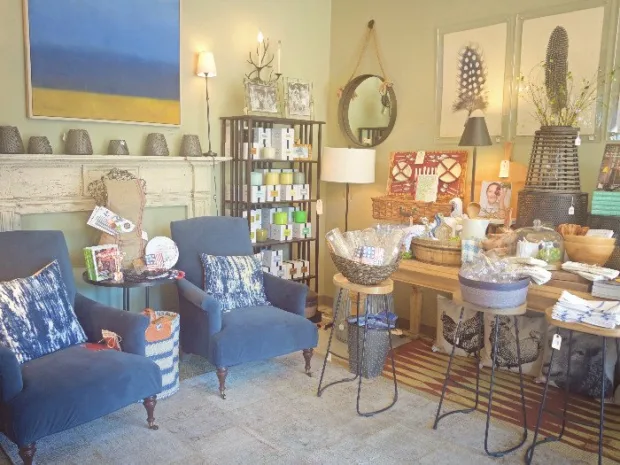 6 Reasons to Visit Buttermilk Falls Hammertown - a must-visit store selling home decor, books and trinkets. Gorgeous!