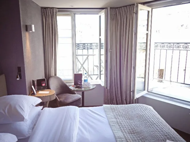 Doing the 8th in Paris Like a (Glam) Parisian The Diderot suite at Hotel Pavillon de Lettres in Paris