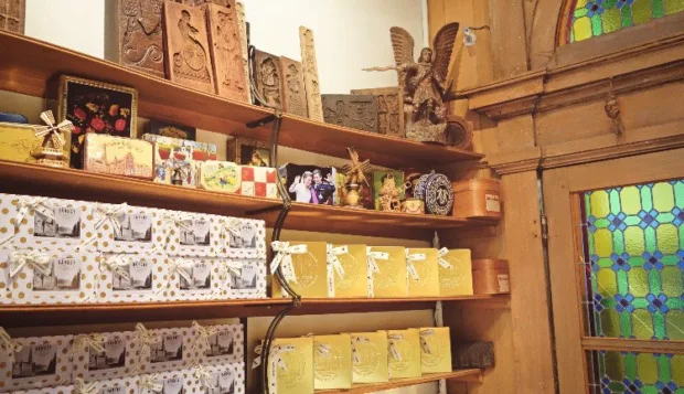 A Foodie's Tour of Belgium The interior of a Dandoy boutique