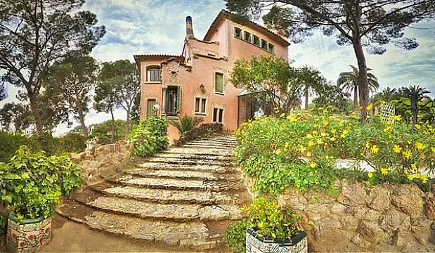 Gaudí House Museum