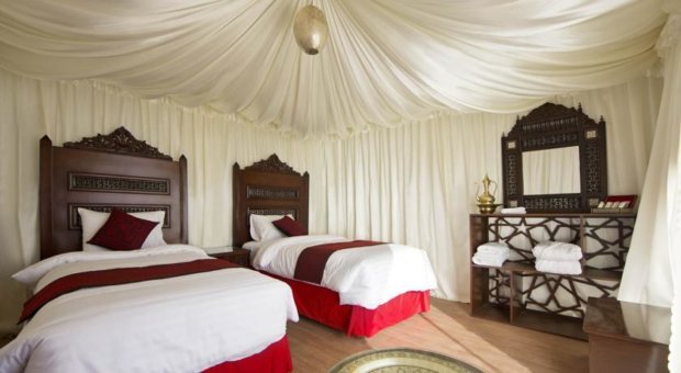 A Week in Jordan: Adventure, Glamping, History, Beaches & Food