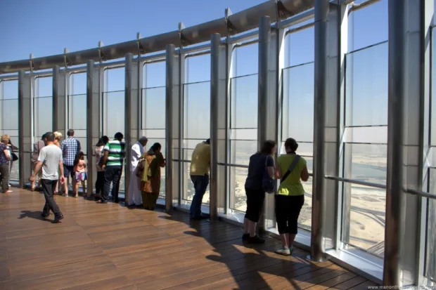Dubai: Your Complete Travel Guide to this Land of Excess Observation Desk at Burj Khalifa