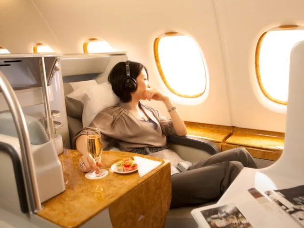 Dubai: Your Complete Travel Guide to this Land of Excess Inside Emirates Business Class