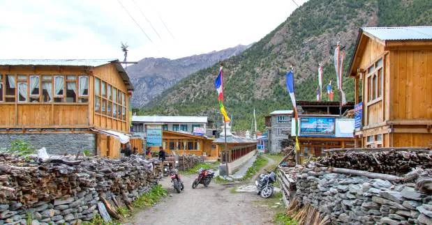 My Experience Trekking in Nepal ...as a Single Female Trekking in Nepal