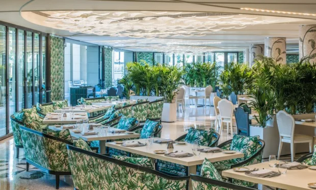 Dubai: Your Complete Travel Guide to this Land of Excess The Versace Restaurant